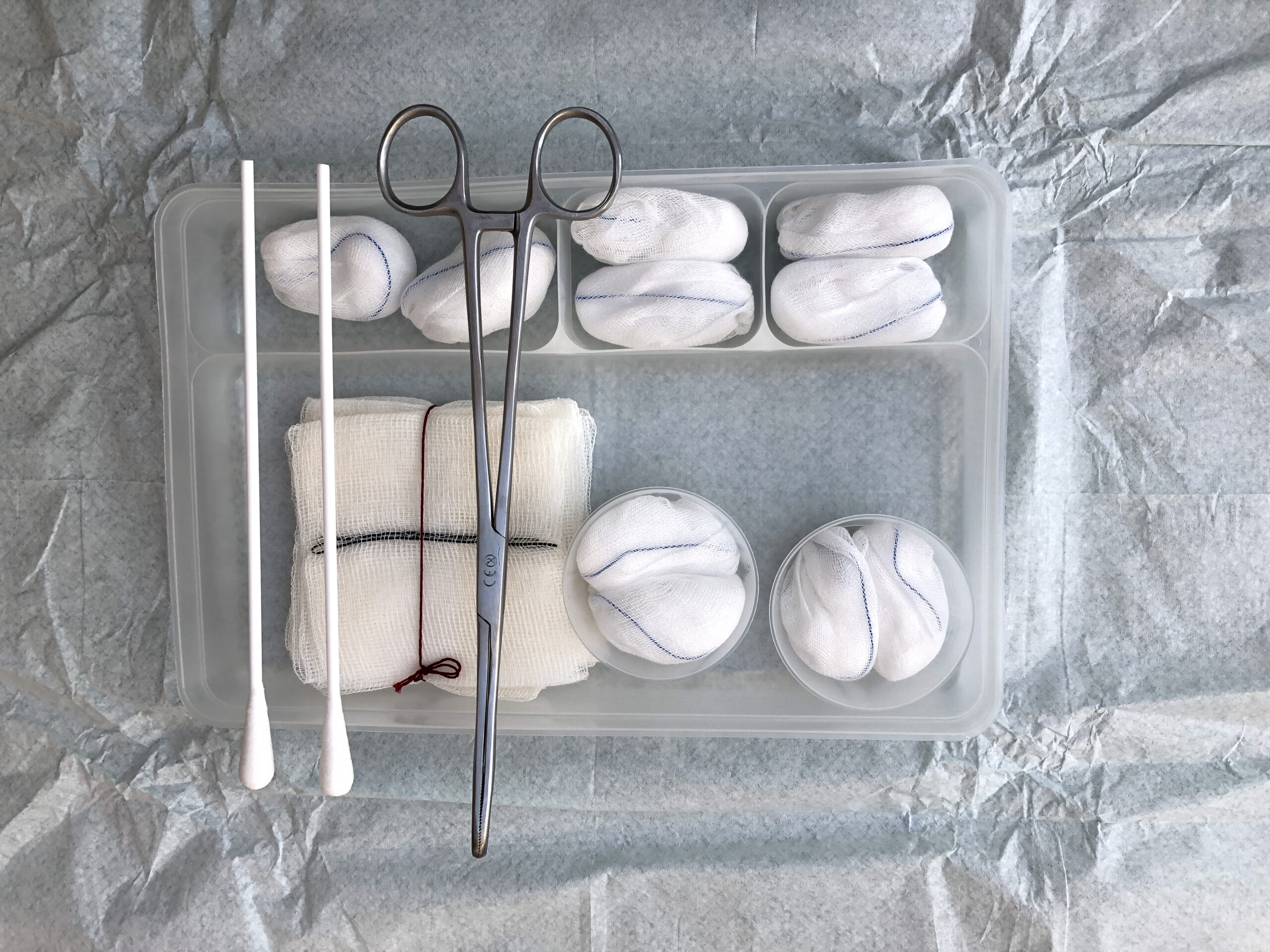 thumbnail interactive-video image 1 of ODM 4-Piece Colposcopy Surgical Instrument Set – New – Made In Pakistan 1 of 4