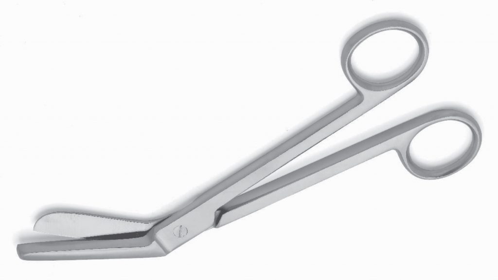 Episcissors Disposable Single Use Episiotomy scissors angled 18 cm - GP Surgical ...
